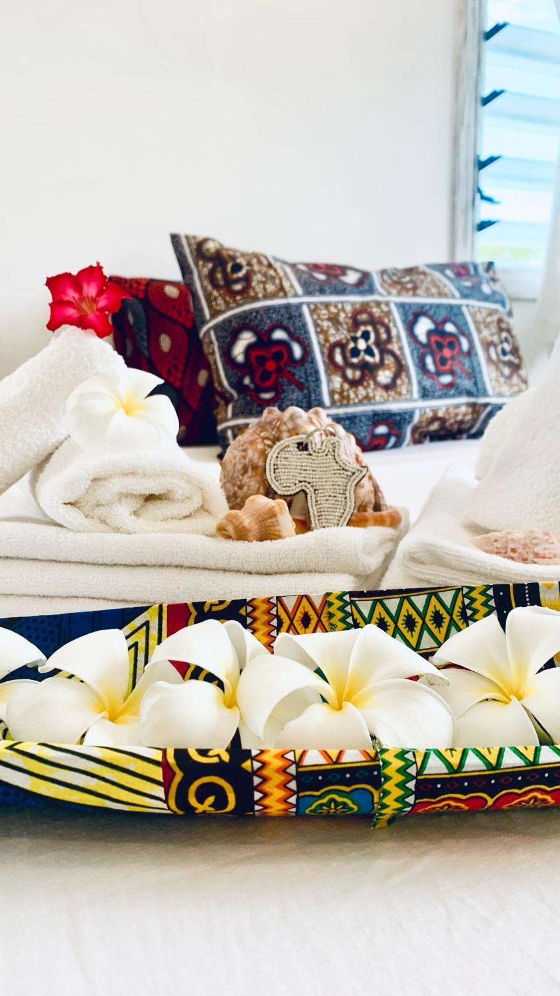 Bed and Breakfast Nyuso Za Afrika à Watamu Extérieur photo