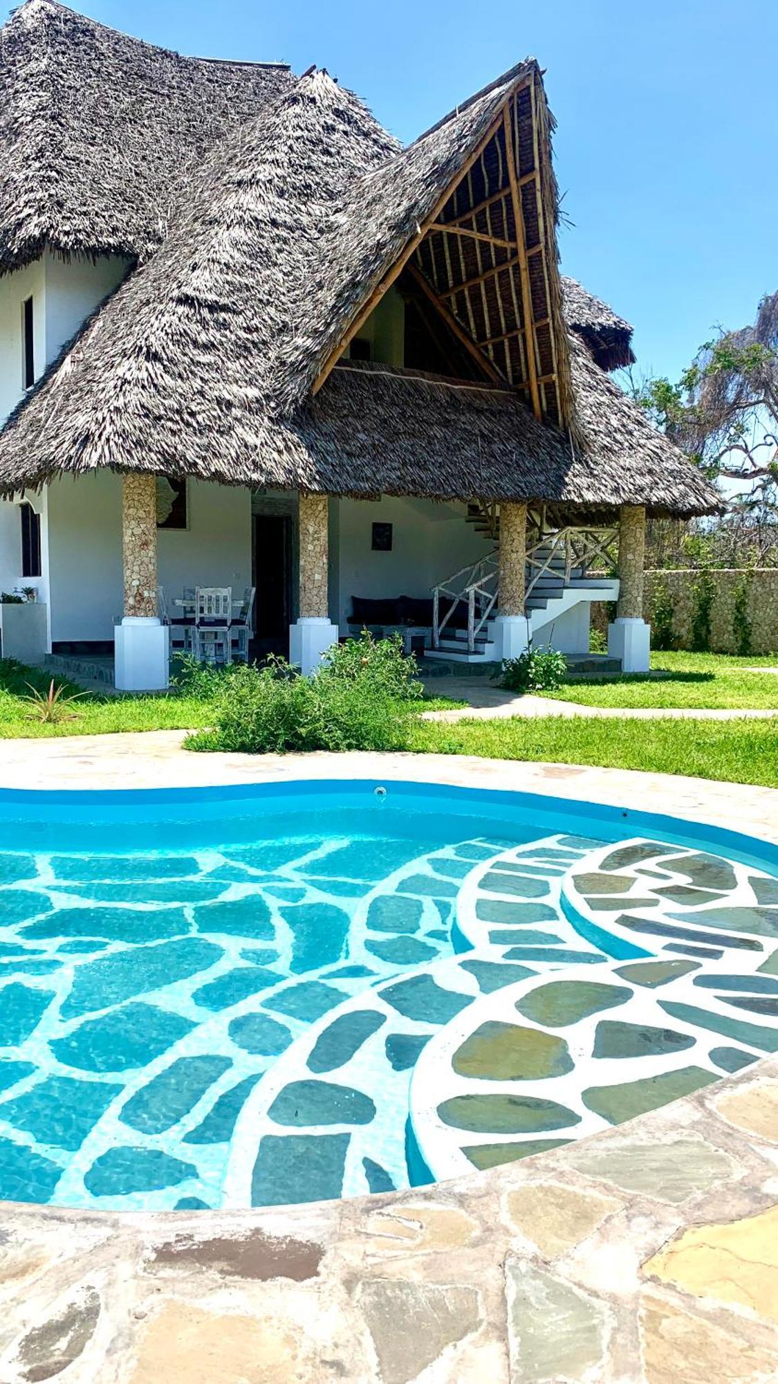 Bed and Breakfast Nyuso Za Afrika à Watamu Extérieur photo